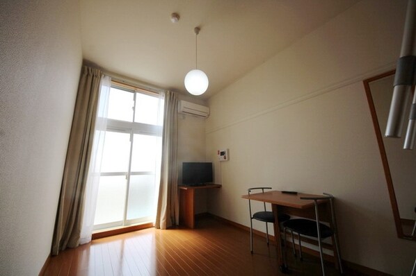 レオパレスペイサージュの物件内観写真